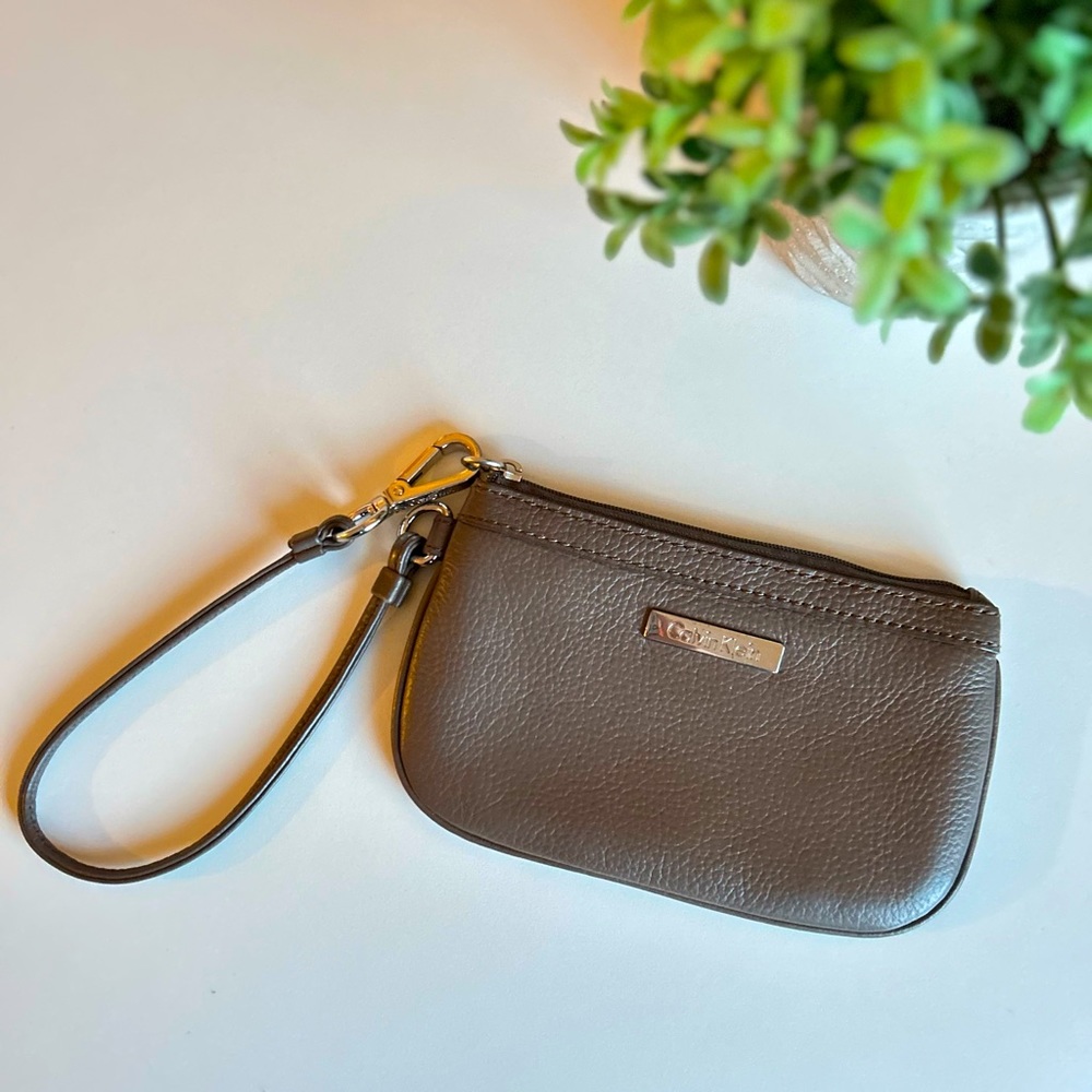Calvin Klein Wristlet ✨